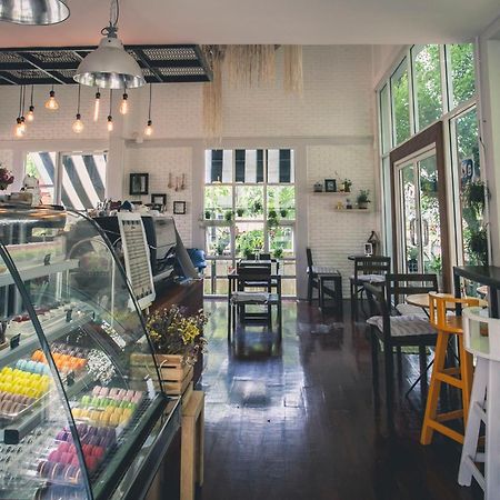 Hug Inn Phrae Eksteriør billede