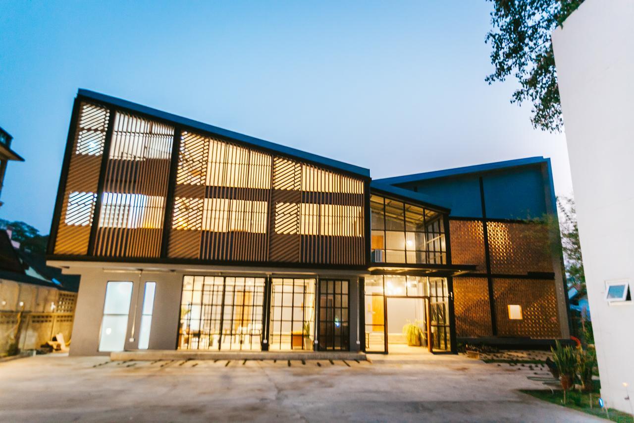 Hug Inn Phrae Eksteriør billede